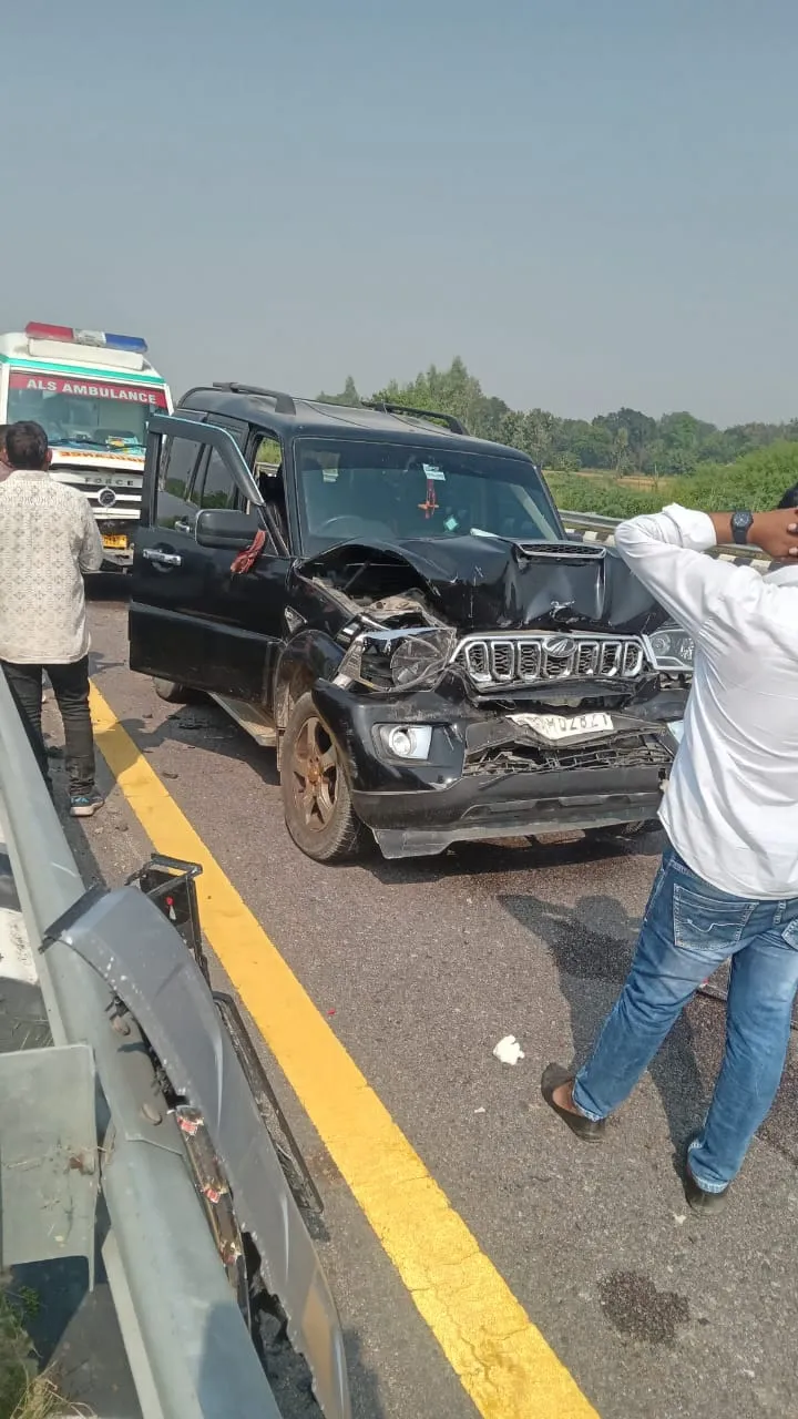 Rahul Gandhi Convoy Accident: UP Police Form SIT in Sultanpur. — image 2